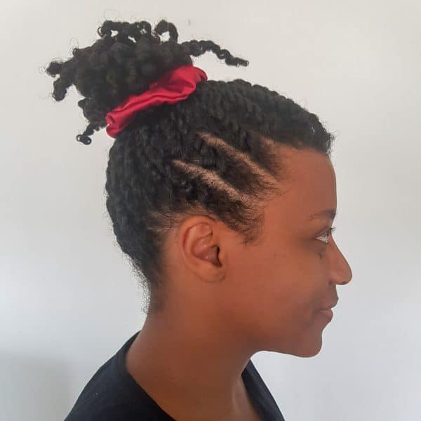 chouchou scrunchie xxl en satin curly nights jaune topaze pour cheveux bouclés et crépus