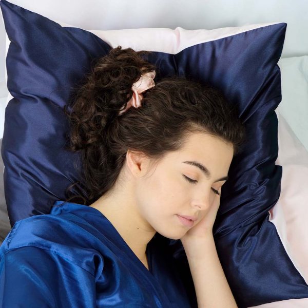 chouchou satin scrunchie pinnaple boucles curly nights